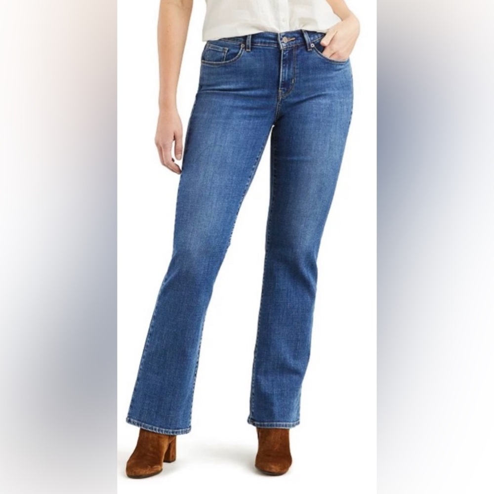Levi’s 515 Bootcut Medium Blue Denim Jeans size 16M